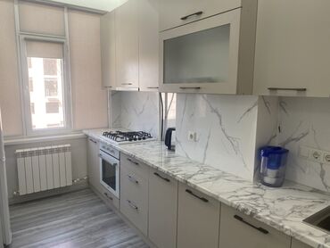 сдаю квартиру район новопавловка алтын ордо: 2 бөлмө, Менчик ээси, Чогуу жашоосу жок, Толугу менен эмереги бар