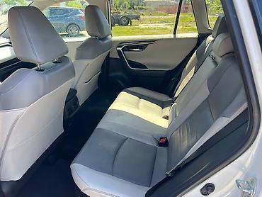 Toyota: Toyota RAV4: 2019 г., 2.5 л, Вариатор, Гибрид, Кроссовер — 7