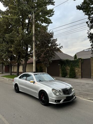 Mercedes-Benz: Mercedes-Benz E 500: 2003 г., 5 л, Автомат, Бензин, Седан