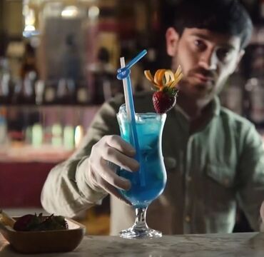 İş axtarıram (rezümelər): Barmen. 3-5 illik təcrübə. Tam iş günü