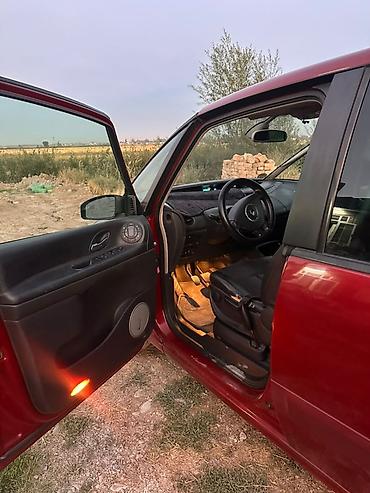 renault: Renault Espace: 2009 г., 2 л, Механика, Дизель, Минивэн — 5