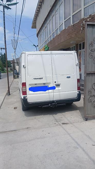 грузовой авто: Ford Transit грузовой фургон (белый) - Кузов: цельнометаллический — 2