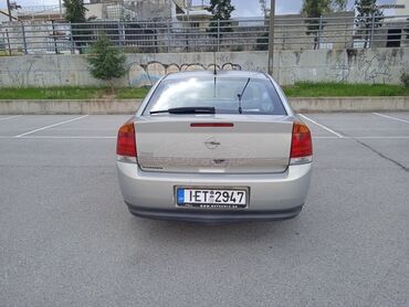 Opel Vectra: 1.6 l. | 2005 έ. | 213400 km. | Λιμουζίνα