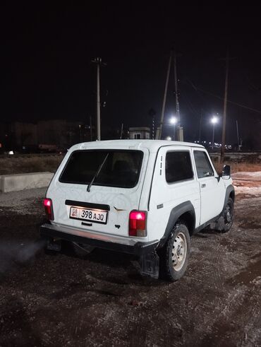 ваз 2101 салон: ВАЗ (ЛАДА) 4x4 Niva: 2004 г., 1.7 л, Механика, Бензин, Жол тандабас