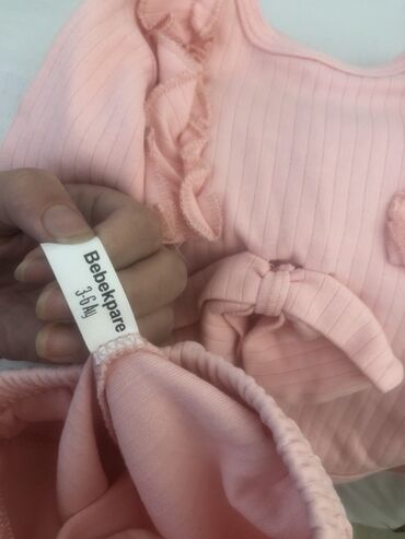 Dəstlər: Körpə geyim dəsti - 3 ədəd qalın, ayaqlı tulum: - Açıq mavi rəngdə — 56