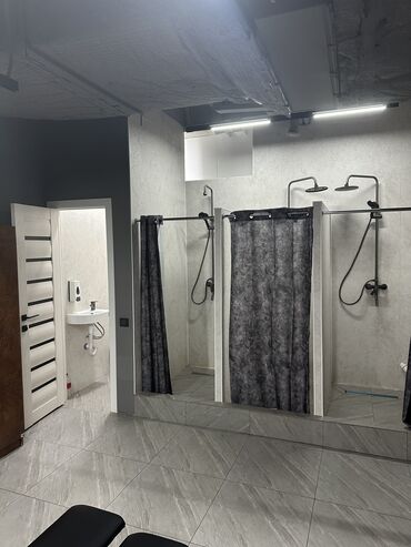 Помещения свободного назначения: В продаже помещение 400м2 В данный момент функционирует как спортзал at lalafo.kg — 16 Помещения свободного назначения: В продаже помещение 400м2 В данный момент функционирует как спортзал — 16