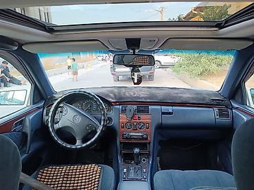 212 mercedes: Mercedes-Benz E-Class: 1996 г., Автомат, Газ, Седан — 6