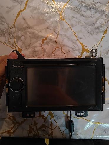 Pioneer AVIC-F710BT avtomobil multimedia sistemi - 2-DIN korpus, ön