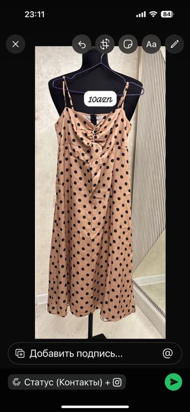 Dəstlər, kostyumlar: Qadın geyimləri 1) Bej rəngli trikotaj dəst – 10 AZN - V-yaxa — 13