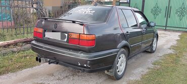 авто гольф 4: Volkswagen Vento: 1992 г., 2 л, Механика, Бензин, Седан