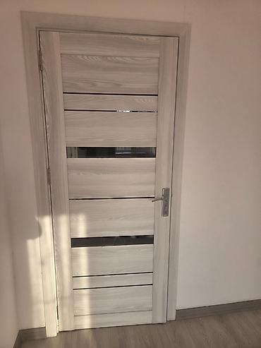 qapi demir qapi seyf qapi: Otaq qapısı – ağac teksturalı, açıq boz (ash/grey) tonlarda - — 2