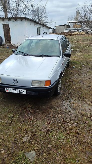 Volkswagen: Volkswagen Passat: 1993 г., 1.8 л, Механика, Бензин, Седан — 3
