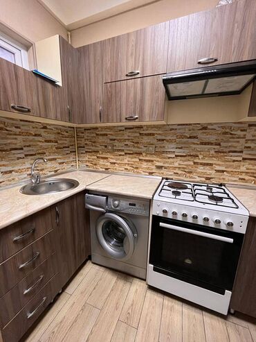 Uzunmüddətli kirayə mənzillər: Nizami metrosuna yaxın 6 mertebeli binanın 4-cu mərtəbəsində yerləşən -da lalafo.az — 10 Uzunmüddətli kirayə mənzillər: Nizami metrosuna yaxın 6 mertebeli binanın 4-cu mərtəbəsində yerləşən — 10