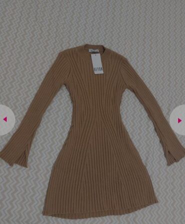 haljine vuna: XS (EU 34), S (EU 36), color - Beige, Cocktail, Long sleeves