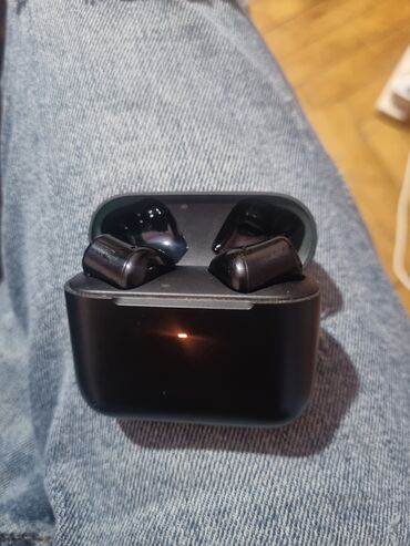 Səs gücləndiriciləri: İşlənmiş Simsiz (Bluetooth) Qulaqcıqlar, Razer, rəng - Qara