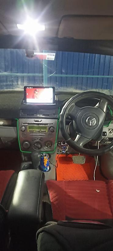 Унаа: Mazda Verisa: 2004 г., Автомат, Бензин, Хетчбек — 1