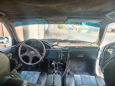 eafc 25: BMW 5 series: 1989 г., 3 л, Механика, Бензин, Седан — 6