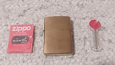 Upaljači i prateća oprema: Zippo upaljač model: ZIPPO 204B Classic BrushedBrass Upaljač. Kupljen — 4
