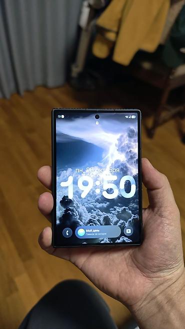 fold: Samsung Galaxy Fold, Б/у — 2
