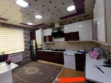 xacmazda satilan heyet evleri: 5 комнат, 250 м², Нет кредита, Средний ремонт