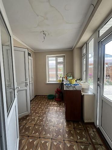 Продажа коттеджей и домов: Продается!Просторный частный дом с большим навесом во дворе - Уютный — 17