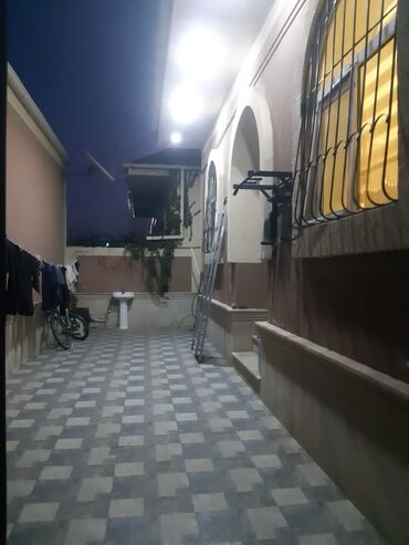 heyet evi pillekenleri: Binəqədi qəs. 3 otaqlı, 100 kv. m, Yeni təmirli