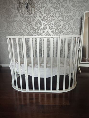 Oval formalı uşaq beşiyi - Rəng: ağ - Material: taxta karkas, şaquli
