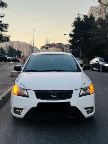 kia kupe: Kia Pride: 1.5 l | 2006 il