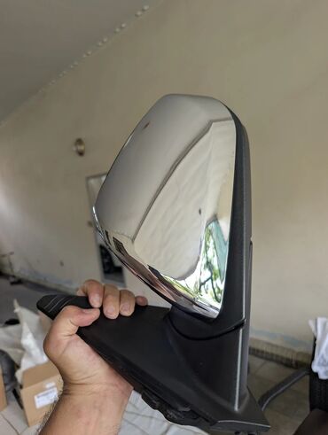 Yan və salon güzgüləri: Məhsul: Avtomobil yan güzgüləri (cüt) Xüsusiyyətlər:cütün qiymeti - — 1