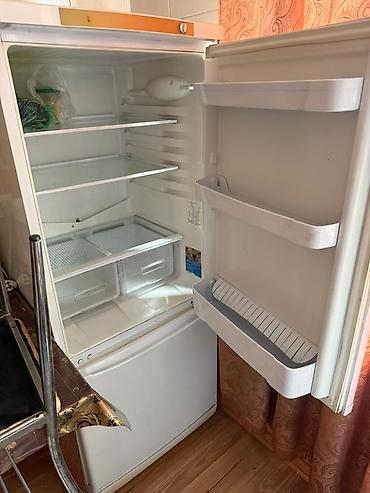 Ашкана техникасы: Холодильник Indesit, двухкамерный, с нижней морозильной камерой — 2