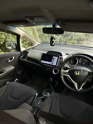 jelly машина: Honda Shuttle: 2013 г., Вариатор, Гибрид, Хэтчбэк — 4