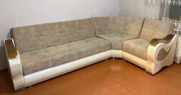 Masa və oturacaq dəstləri: Künc divan