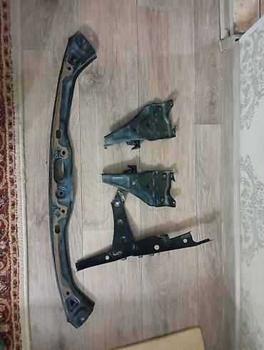 Другие аксессуары для шин, дисков и колес: Prado 150 Фары -20000сом за шт Решетка-3000сом Железки -1000сом за шт — 13