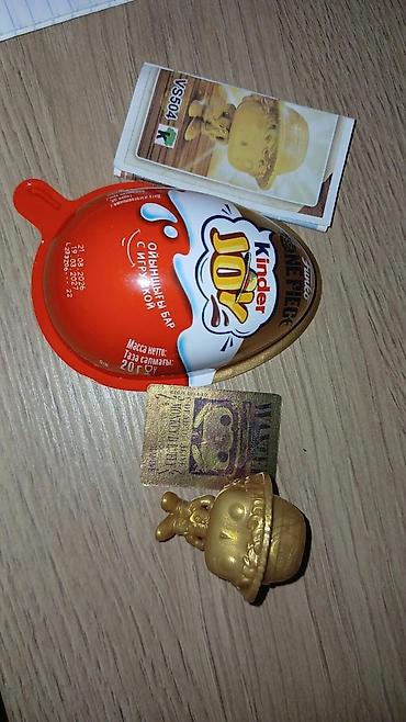 oyuncaq mator: One Piece Kinder Qızıl Luffy Fiquru — 1