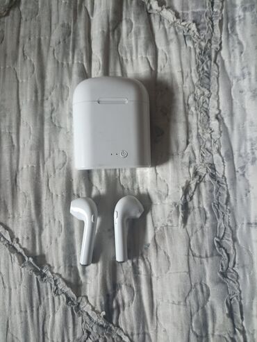 куплю бу плазменный телевизор: Наушники беспроводные, сделаны под AirPods В отличном состоянии