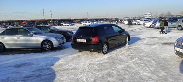 продаю степвагон: Honda Civic: 2001 г., 1.4 л, Механика, Бензин, Хетчбек