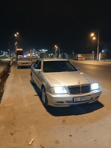 хундай пертер: Mercedes-Benz C-Class: 1999 г., 2 л, Автомат, Бензин, Седан