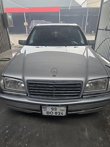 Mercedes-Benz: Mercedes-Benz C-Sinif (W202) sedan - Kuzov: 4 qapılı sedan, gümüşü — 11
