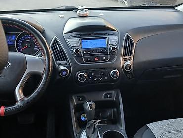 cerato guzgu: Hyundai Tucson – gümüş rəngli, şəhər və uzun yol üçün ideal kompakt — 7