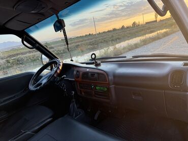 вилочный погрушшик: Жеңил жүк ташуучу унаа, Hyundai, Стандарт, 1ге чейин т, Колдонулган