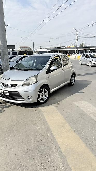 daewoo matiz 2013: Toyota Aygo: 2008 г., 1 л, Механика, Бензин, Хэтчбэк — 2