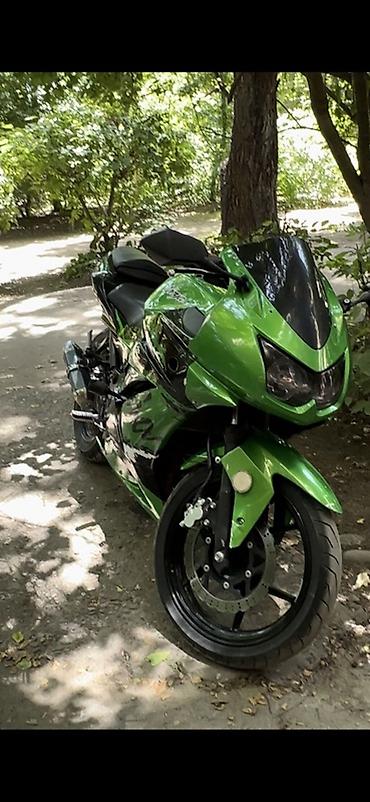 мотоциклдер: Спортбайк Kawasaki, 300 куб. см, Бензин, Чоңдор үчүн, Колдонулган — 2