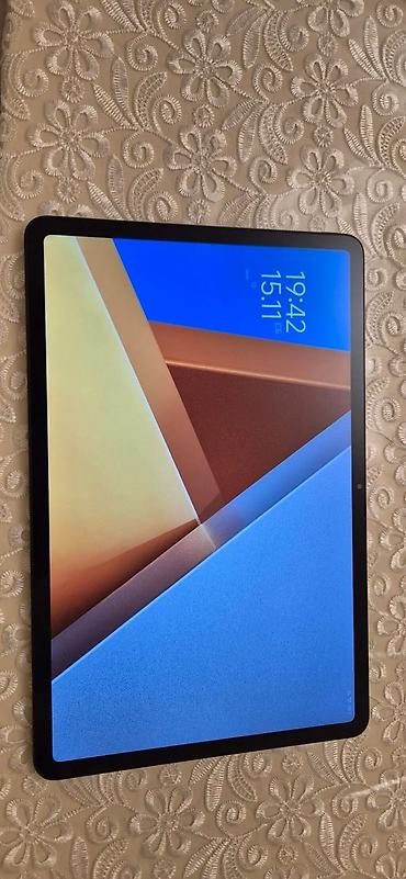 tablet duz: Planşet – böyük ekranlı Android cihaz - Geniş ekranlı planşet, dar — 1