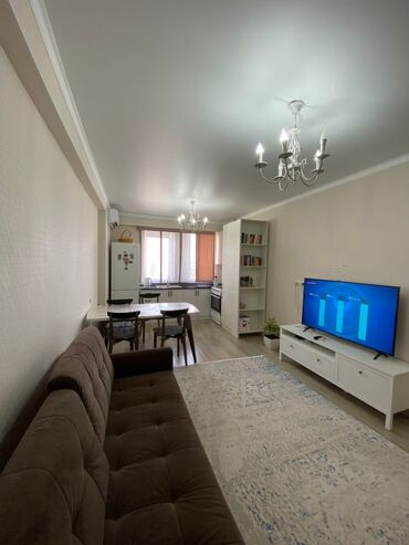 тоголок молдо фрунзе: 1 комната, 38 м², Элитка, 11 этаж, Евроремонт