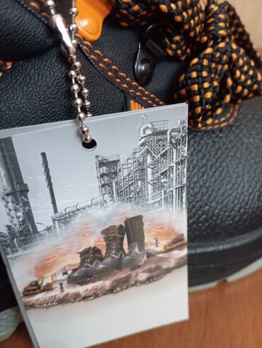 Ботинки: Продаю спец обувь новая 42 р — 7