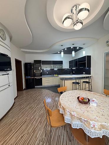 245 м², 5 комнат, Таш-Рабат ТРЦ, Можно с животными at lalafo.kg 245 м², 5 комнат, Таш-Рабат ТРЦ, Можно с животными
