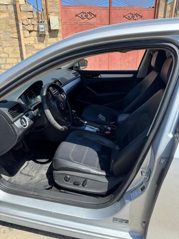 Volkswagen: Volkswagen Passat: 2 l | 2014 il Sedan — 2