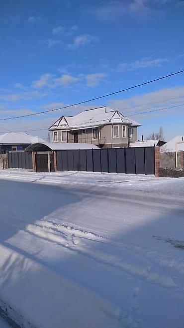 Продажа коттеджей и домов: 6 комнат и более, 240 м², 6 соток, Бишкек, Арча-Бешик ж/м Собственник — 27