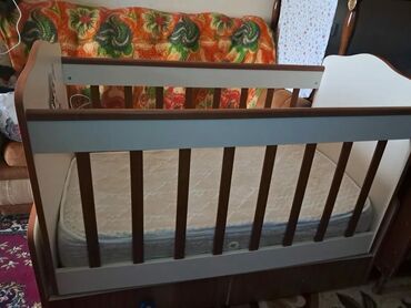 Modullu arabalar: Oğlan və qız üçün, İşlənmiş, Dördbucaq, Beşik, Matras ilə, Yellənmə mexanizm ilə