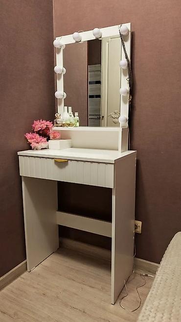 standing mirror: Туалетный столик, Новый, С зеркалом, цвет - Белый, ЛДСП — 10